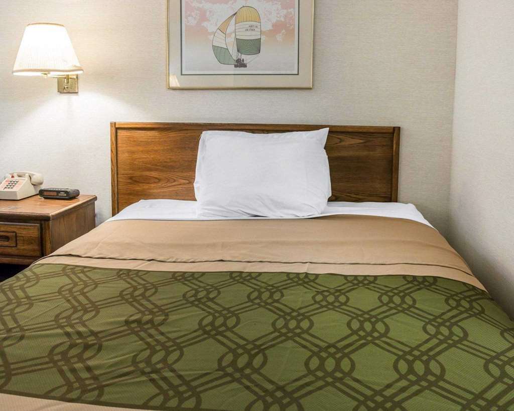 Econo Lodge Holland Quarto foto