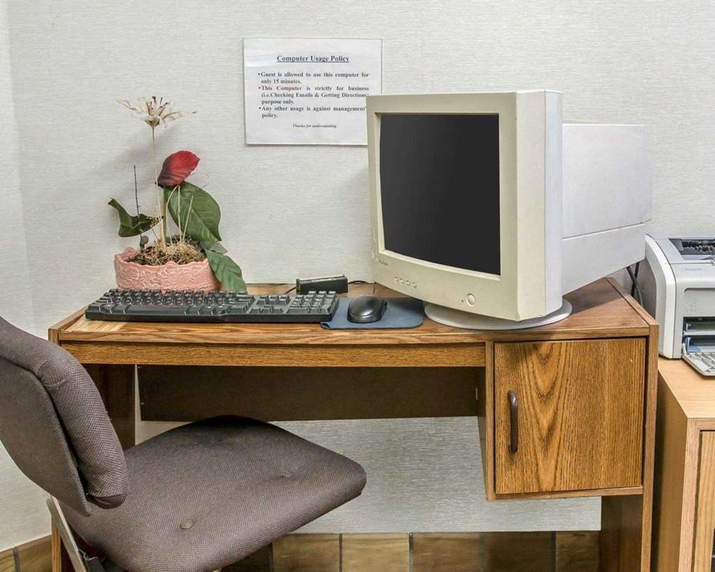 Econo Lodge Holland Instalações foto